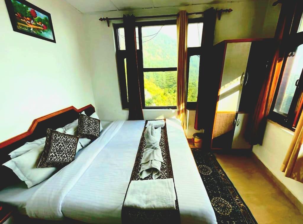 The Lake Cottage By Vrb Hotels Dharamshala Exterior foto